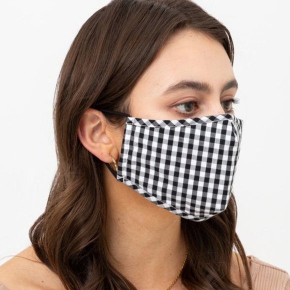 Gingham Reusable 3 Layers Filter Pocket Face Mask - Picture 4 of 9